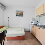 Bruna Brodarica (Sibenik-Knin)