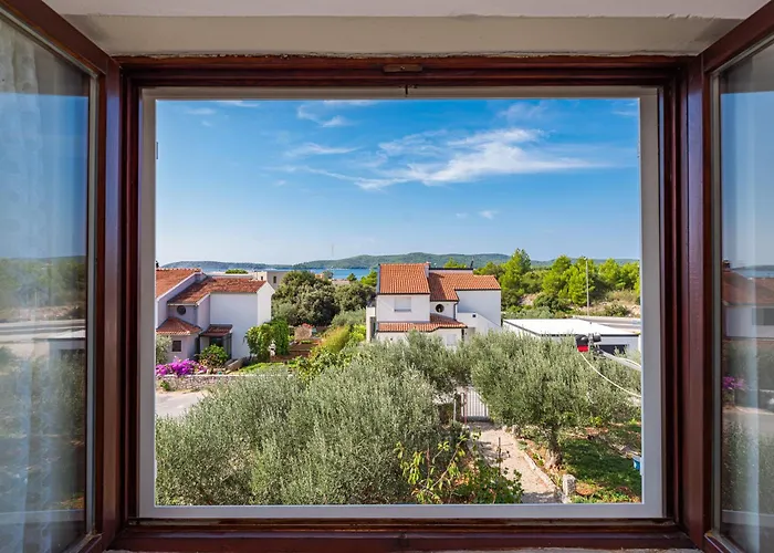 Bruna Brodarica (Sibenik-Knin)