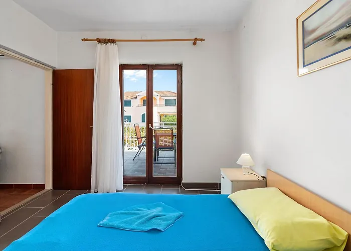 Bruna Apartman Brodarica